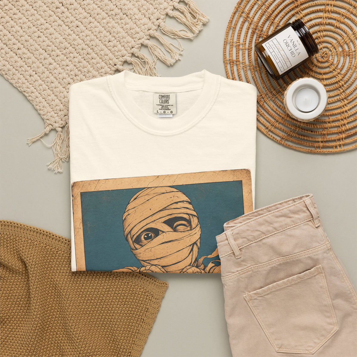 Mummy Selfie T-shirt in Ivory, flat lay view