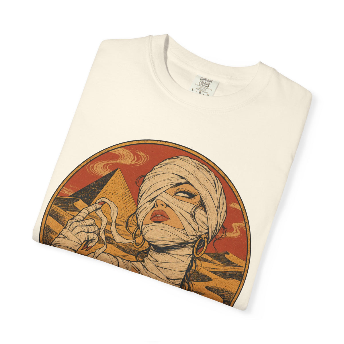 Keep Dreaming Mummy T-shirt in Ivory, folded view