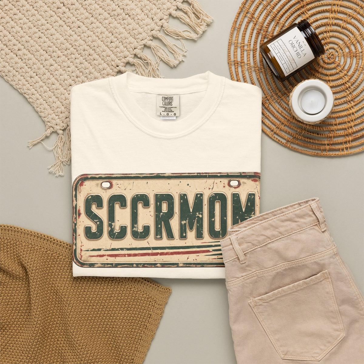 SCCRMOM T-shirt in Ivory, flat lay view