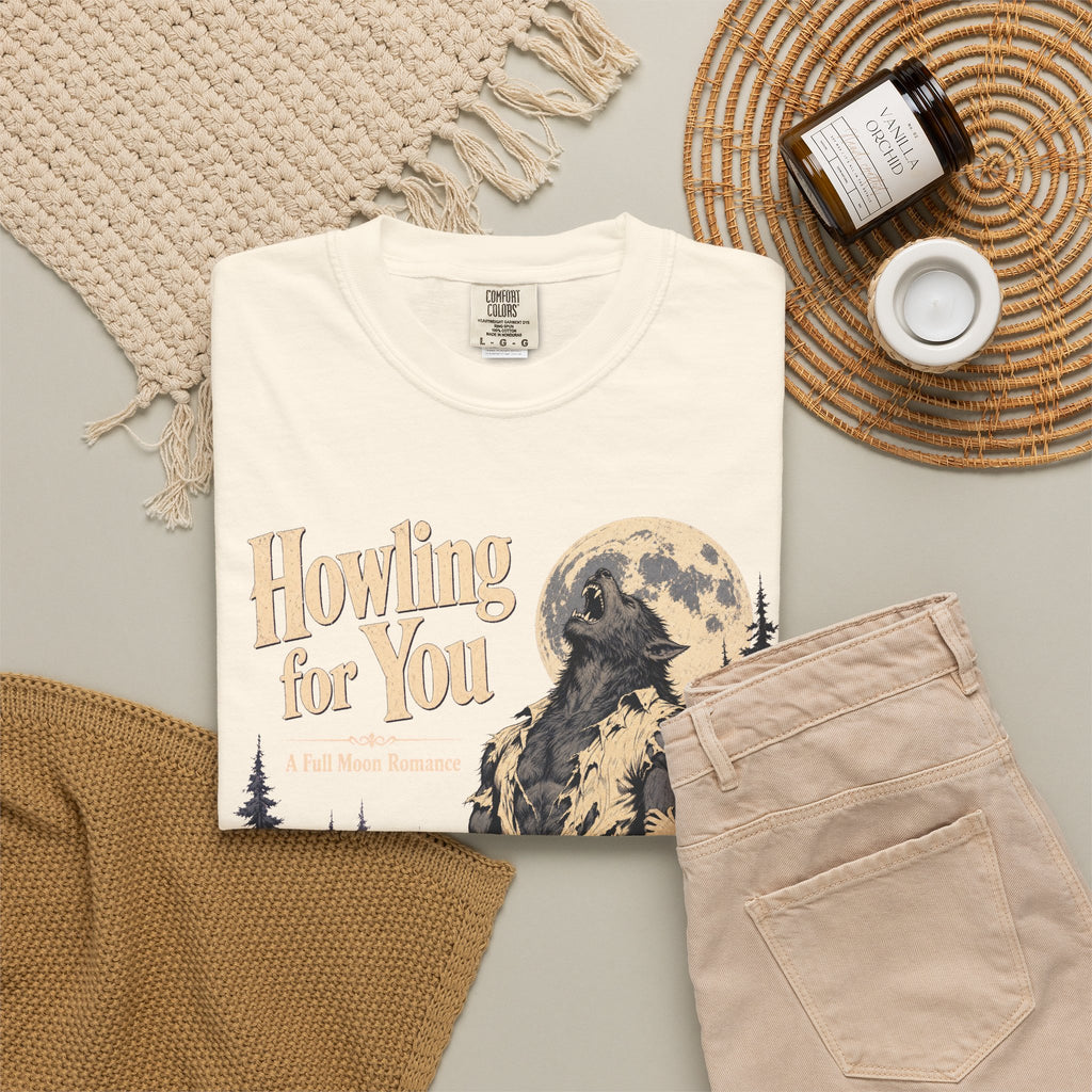 Howling For You T-shirt in Ivory, flat lay view
