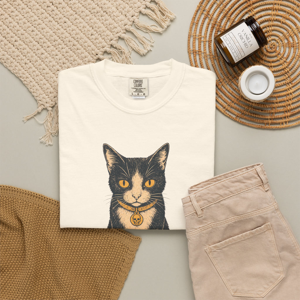 I See Dead People Cat T-shirt in Ivory, flat lay view