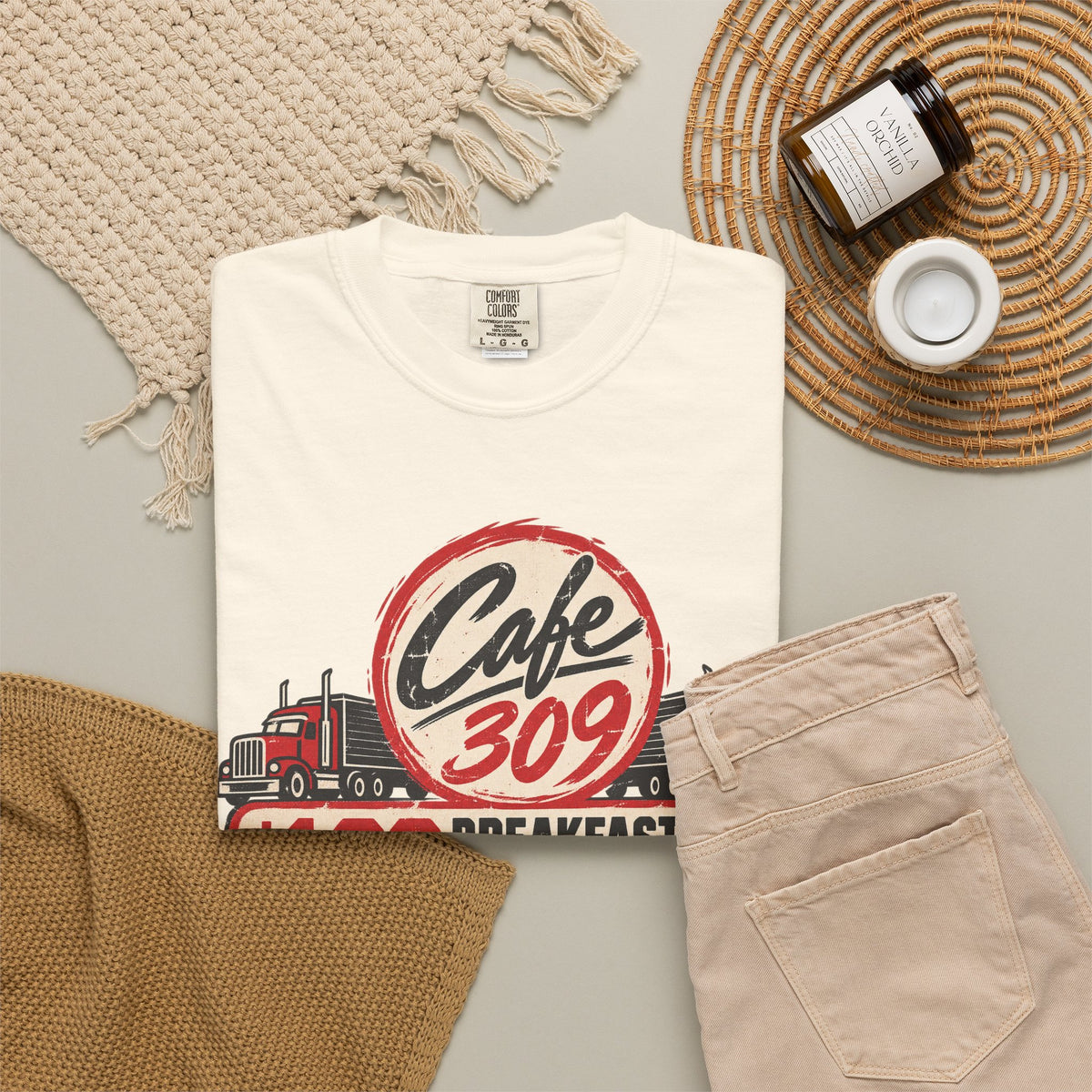 Cafe 309 T-shirt in Ivory, flat lay view