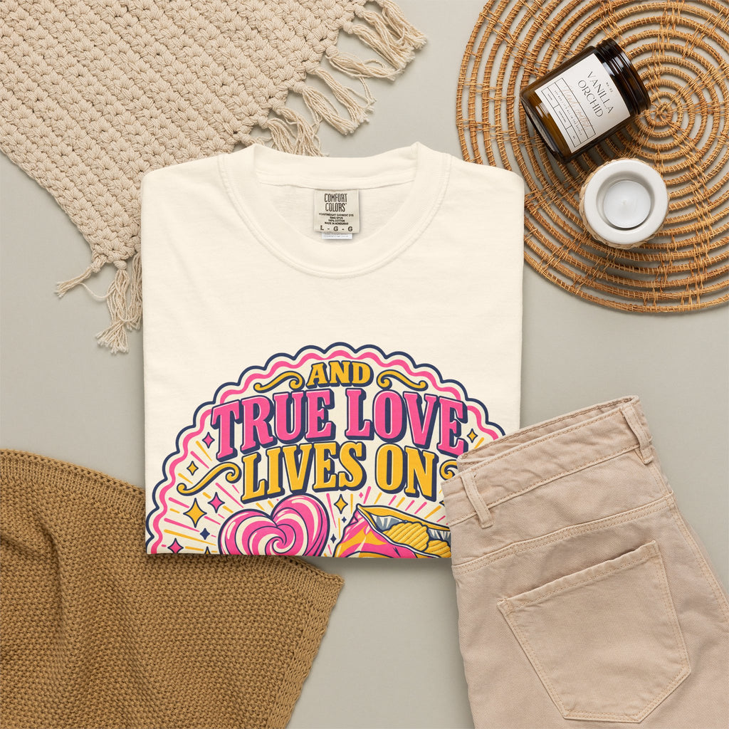 True Love Lives On Lollipops And Crisps T-shirt in Ivory, flat lay view
