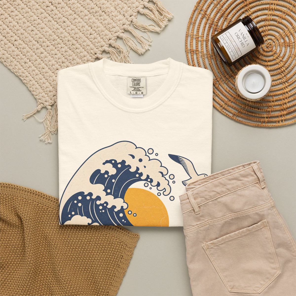 Great Wave T-shirt in Ivory, flat lay view
